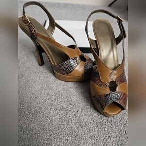 Bebe - Elegant Brown and Tan Women's Heels Sz 8 - EUC